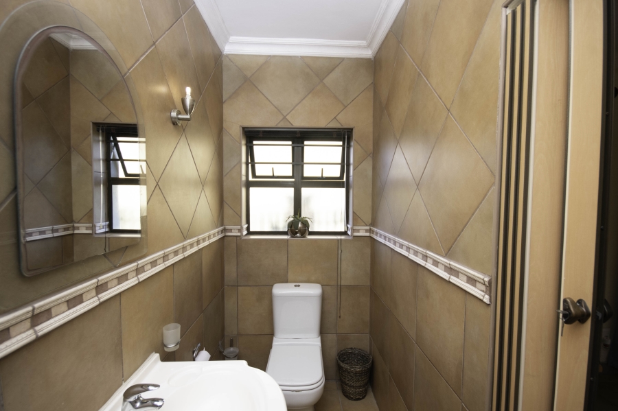 4 Bedroom Property for Sale in St Francis On Sea Eastern Cape